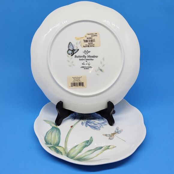 Lenox Butterfly Meadow Luncheon  Plates Scalloped Rim 9" First Quality  Set of 2 - Picture 5 of 12